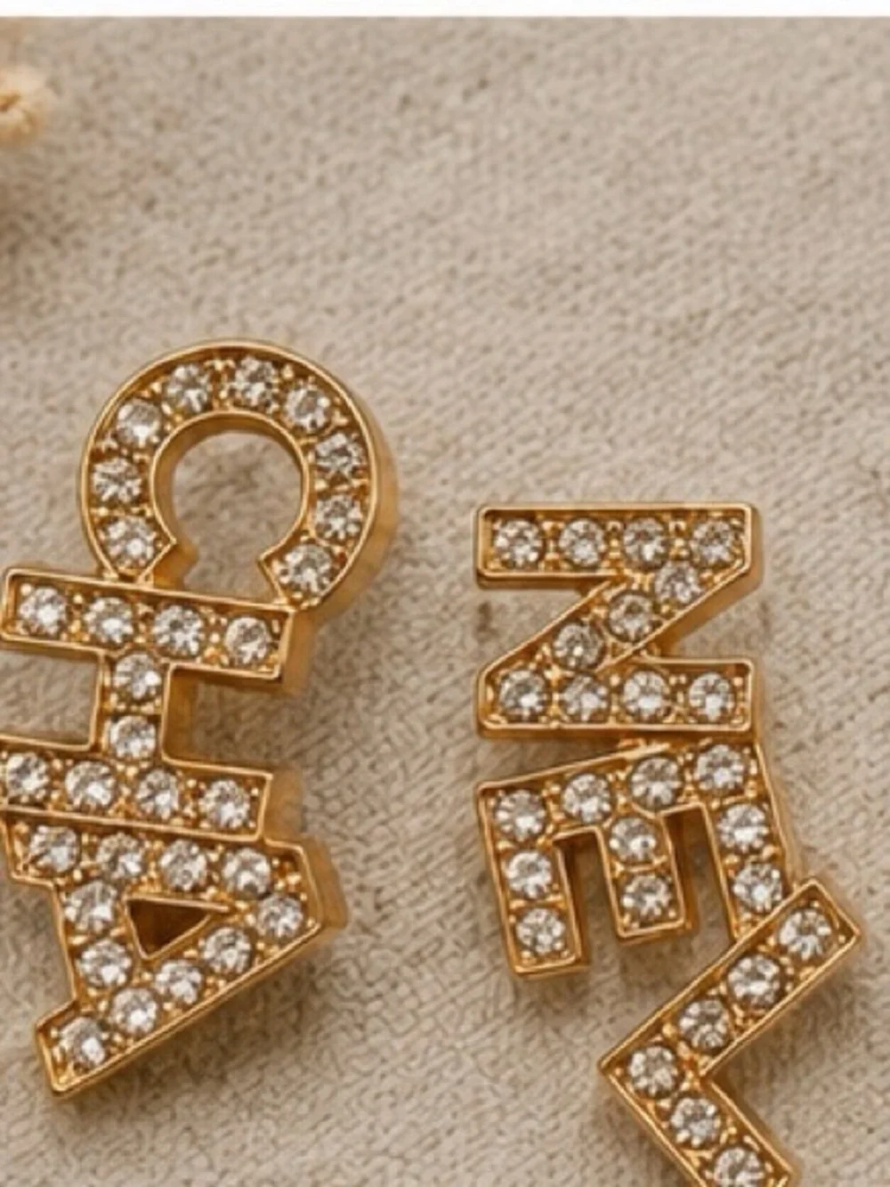 Luxe bold playful